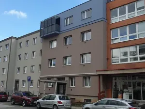 Pronájem bytu 3+kk, Hradec Králové, Vocelova, 93 m2