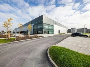 Pronájem skladu, Praha - Hostivař, K pérovně, 4760 m2