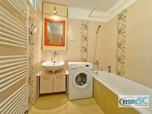 Pronájem bytu 2+1, Holice, Holubova, 64 m2