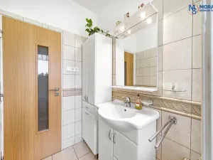 Prodej rodinného domu, Lipí, 238 m2