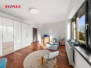 Prodej vily, Praha - Klánovice, Zádražanská, 330 m2