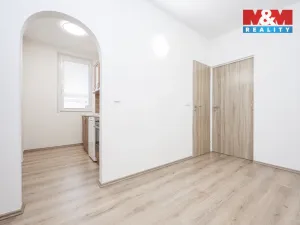 Pronájem bytu 2+1, Olomouc, Varšavské nám., 46 m2