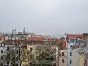 Pronájem bytu 1+kk, Praha - Vršovice, Krymská, 35 m2