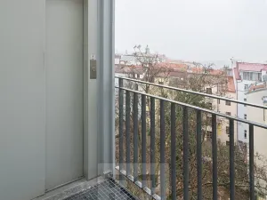 Pronájem bytu 1+kk, Praha - Vršovice, Krymská, 35 m2