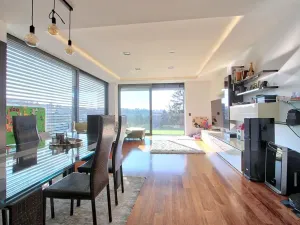 Prodej bytu 3+kk, Praha - Podolí, Jeremenkova, 115 m2