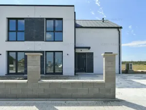 Prodej rodinného domu, Slaný, 156 m2