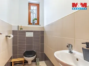 Prodej rodinného domu, Chroboly, 135 m2