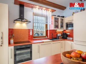 Prodej rodinného domu, Chroboly, 135 m2