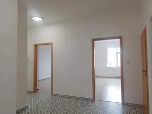 Pronájem bytu 3+kk, Praha - Břevnov, Bělohorská, 75 m2