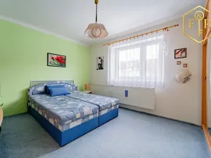 Prodej rodinného domu, Petrovice, 246 m2