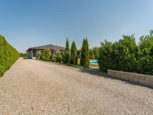 Prodej rodinného domu, Chýně, Ke Skále, 220 m2