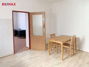 Pronájem bytu 2+1, Plzeň, Špálova, 65 m2