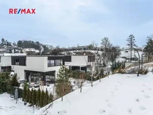 Pronájem vily, Praha - Lysolaje, 150 m2