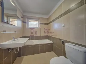 Pronájem bytu 3+kk, Jindřichův Hradec, sídliště Vajgar, 44 m2