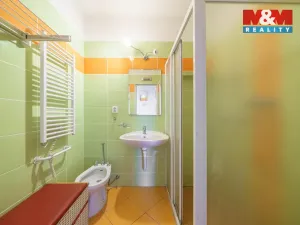 Prodej bytu 4+1, Karlovy Vary - Drahovice, Lidická, 115 m2