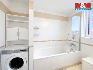 Prodej bytu 2+kk, Praha, Lošáková, 67 m2