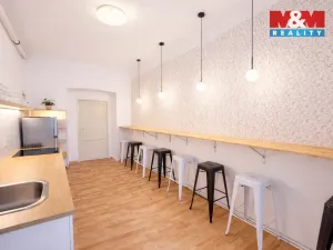 Pronájem bytu 2+1, Praha, Francouzská, 78 m2