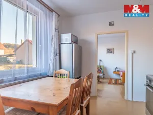 Prodej bytu 3+1, Nezamyslice, 75 m2