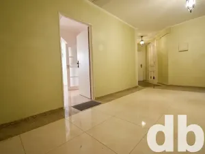 Prodej bytu 2+kk, Karlovy Vary, Vřídelní, 61 m2