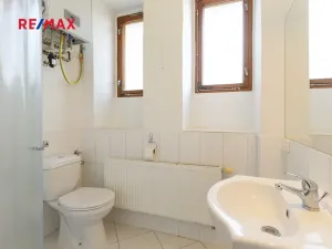 Pronájem bytu 2+kk, Pardubice, Bubeníkova, 50 m2