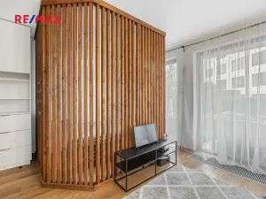 Pronájem bytu 1+kk, Praha - Košíře, Naskové, 33 m2