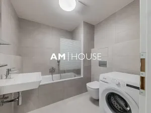 Pronájem bytu 2+kk, Praha - Karlín, Křižíkova, 49 m2