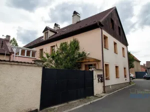 Pronájem atypického bytu, Mratín, Boční, 109 m2