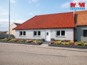 Prodej rodinného domu, Hlohovec, Hlavní, 80 m2