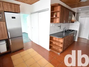 Pronájem bytu 3+1, Karlovy Vary, Fibichova, 62 m2