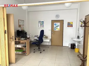 Pronájem ordinace, Praha - Bubeneč, Dejvická, 41 m2