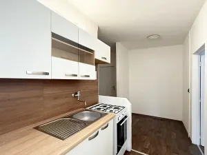 Pronájem bytu 3+1, Klášterec nad Ohří, Školní, 66 m2