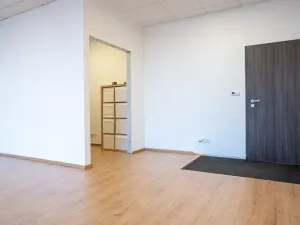 Pronájem obchodního prostoru, Jihlava, 100 m2