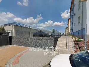 Pronájem garáže, Šlapanice, Brněnská Pole, 18 m2