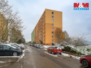 Prodej bytu 1+1, Ústí nad Labem - Severní Terasa, Kmochova, 33 m2