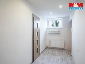 Prodej bytu 3+1, Písek - Budějovické Předměstí, Baarova, 84 m2