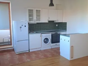 Pronájem bytu 1+kk, Dobřichovice, V Zahradách, 36 m2