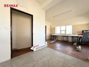 Prodej obchodního prostoru, Jindřichův Hradec, 150 m2