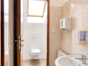 Prodej kanceláře, Hradec Králové - Slezské Předměstí, Vážní, 290 m2