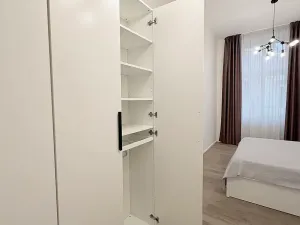 Pronájem bytu 2+1, Praha - Nové Město, Opletalova, 80 m2