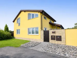 Prodej rodinného domu, Přerov nad Labem, 283 m2