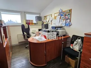 Prodej komerční nemovitosti, Opava, Slezská, 1385 m2