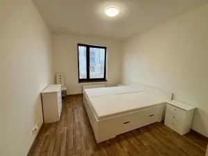 Pronájem bytu 3+kk, Praha - Štěrboholy, Dragounská, 79 m2