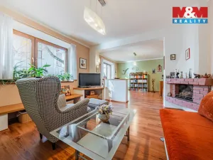 Prodej obchodního prostoru, Kladno - Kročehlavy, Vrchlického, 163 m2