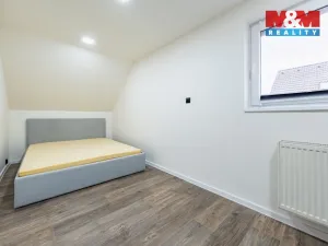 Prodej rodinného domu, Radonice, Růžičkova, 182 m2