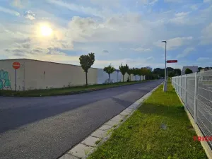 Pronájem ostatní, Hradec Králové - Pouchov, U Mostku