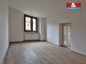 Pronájem bytu 3+kk, Nechanice, Husovo nám., 57 m2
