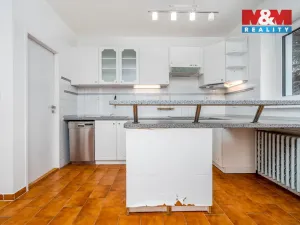 Prodej rodinného domu, Praha - Horní Počernice, Jasenná, 292 m2