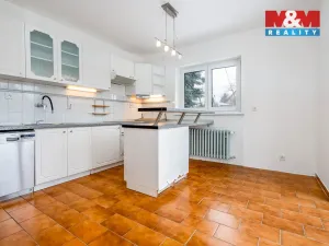 Prodej rodinného domu, Praha - Horní Počernice, Jasenná, 292 m2