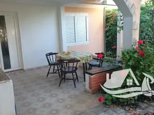 Prodej rodinného domu, Kunje, Černá Hora, Утјеха, 160 m2