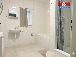 Prodej obchodního prostoru, Bílčice, 1055 m2